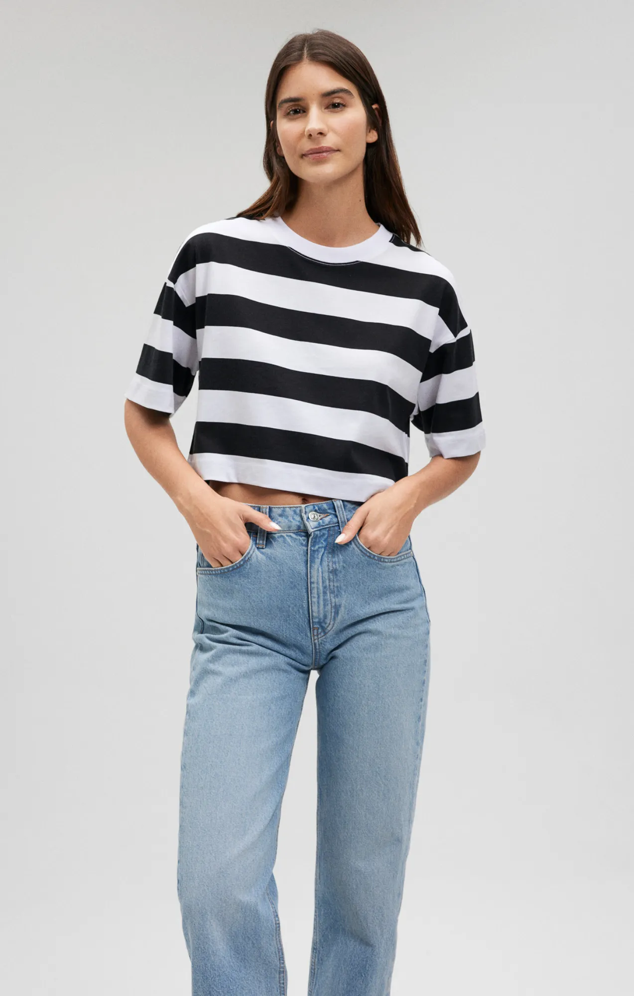 BOXY CREW NECK T-SHIRT IN BOLD STRIPE